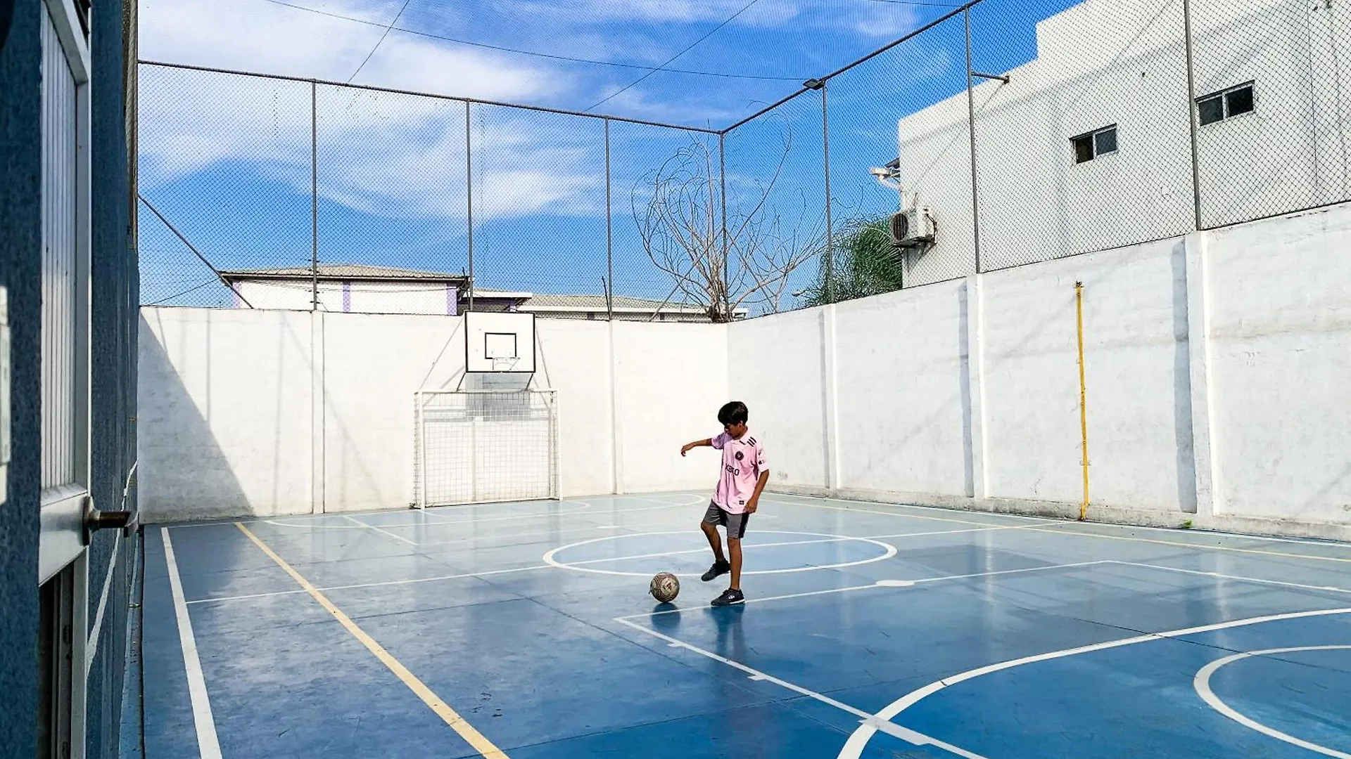펜션 과야킬 Amplia Casa Moderna En Altos Del Rio 빌라