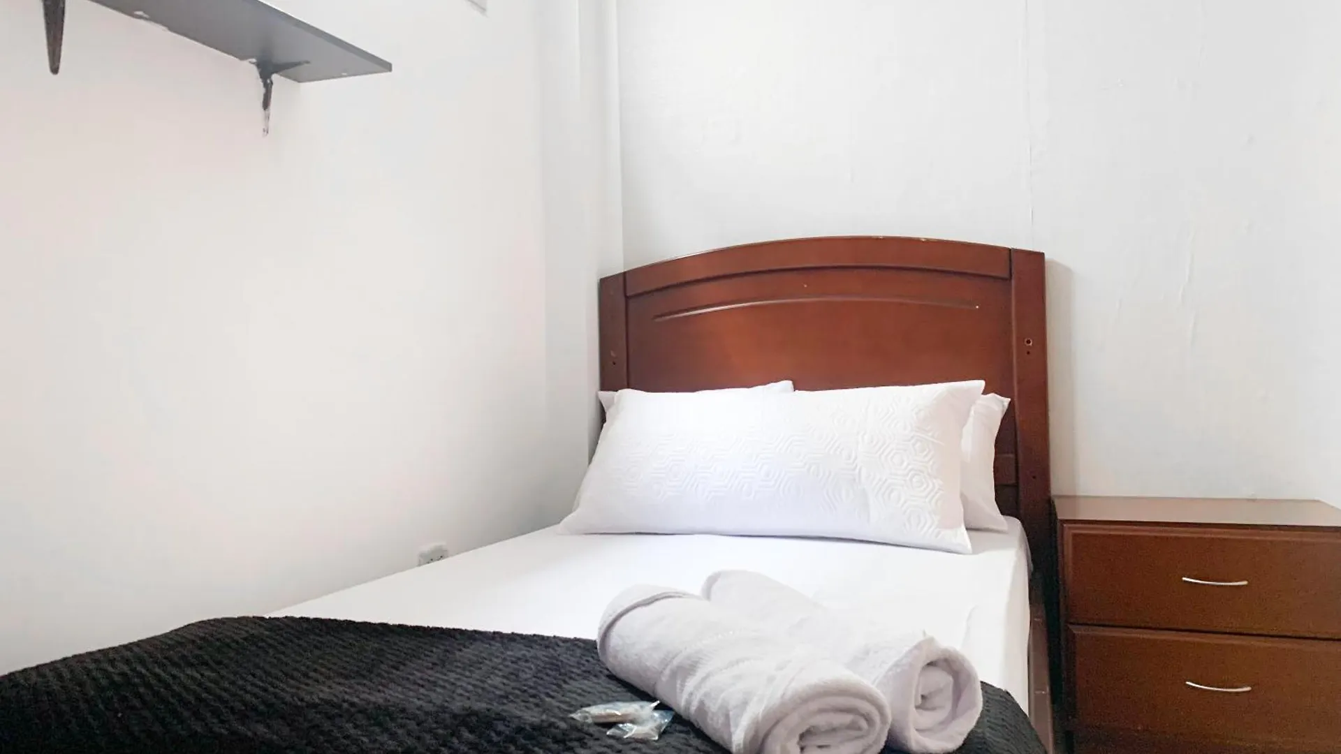 과야킬 Amplia Casa Moderna En Altos Del Rio 빌라 펜션